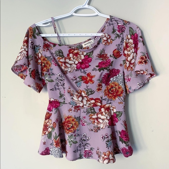 Beautiful Top in Excellent Condition - Picture 1 of 5